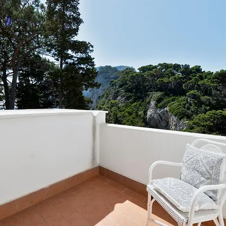 Perla Marina Villa Capri