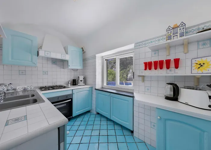 Perla Marina Villa *